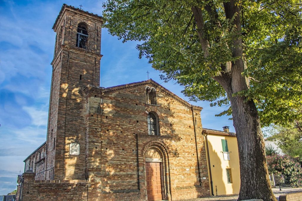 Pieve di San Giovanni in Compito, Savignano sul Rubicone Ph. cmussoni via Wikipedia CC-BY-SA-4