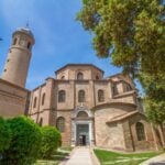 Ravenna, Basilica di San Vitale Ph. illpaxphotomatic via Shutterstock
