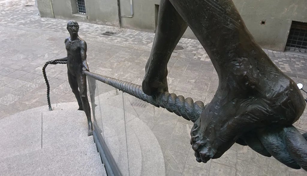 Cesena, Gli Equilibristi di Leonardo Lucchi | Ph. storienogastronomiche.it